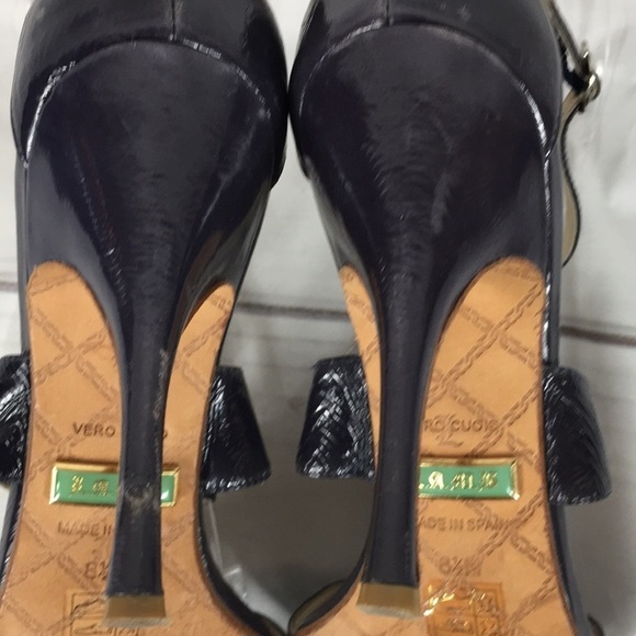 ❤️LAMB NAVY PATENT T STRAP SANDALS - Picture 7 of 7